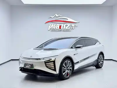 HiPhi X 2024