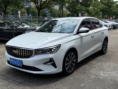 Geely Emgrand 2025