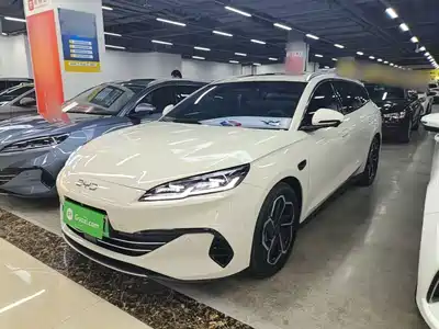 BYD Seal 06 DM-i Touring 2025
