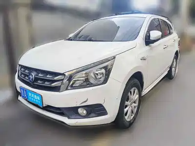 Venucia T70 2016