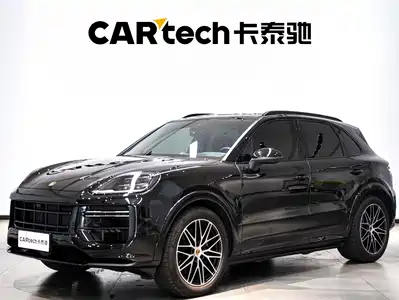 Porsche Cayenne 2025