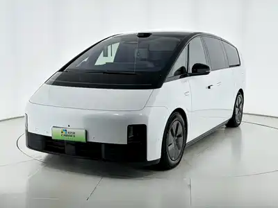 Li Auto MEGA 2025