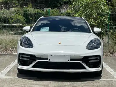 Porsche Panamera 2022
