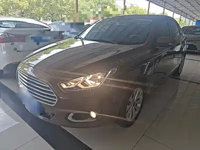 Ford Escort 2016