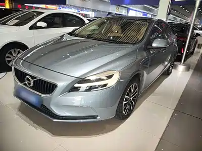 Volvo V40 2016