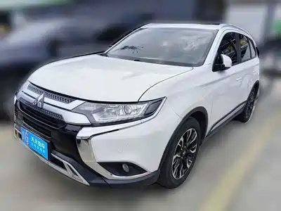 Mitsubishi Outlander 2021