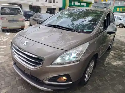 Peugeot 3008 2015