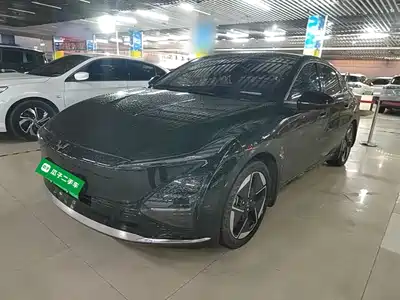 Wuling Motors Starlight 2024