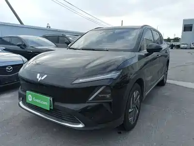Wuling Motors Starlight S 2025