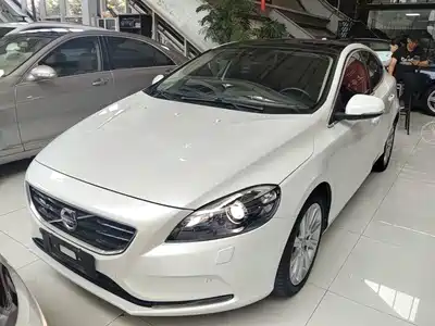 Volvo V40 2016