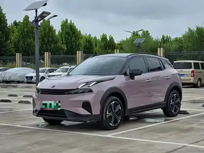 Lynk & Co 06 EM-P 2024