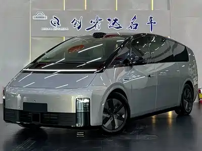 Li Auto MEGA 2025