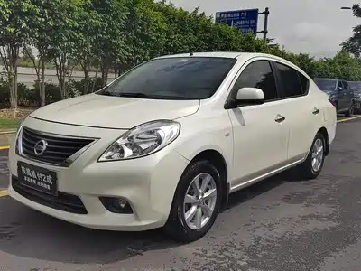 Nissan Sunny 2013