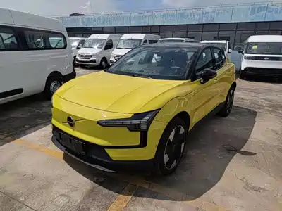 Volvo EX30 2024