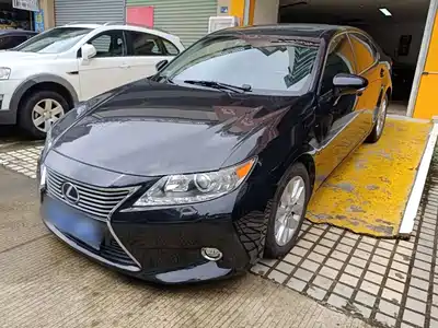 Lexus ES 2015