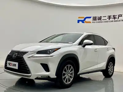 Lexus NX 2021