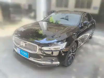 Volvo S90 2023
