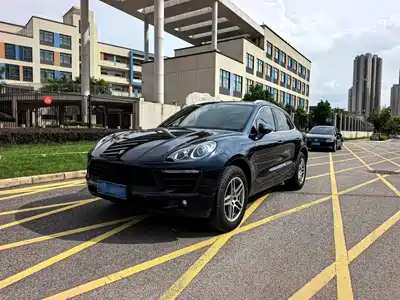 Porsche Macan 2016