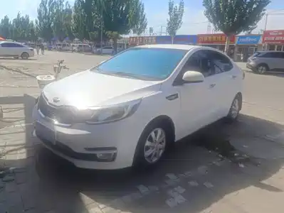 Kia K2 2015