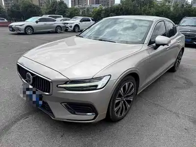 Volvo S60 2022