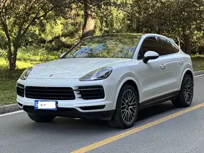 Porsche Cayenne 2022