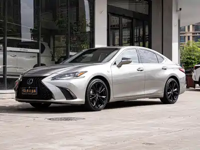 Lexus ES 2021