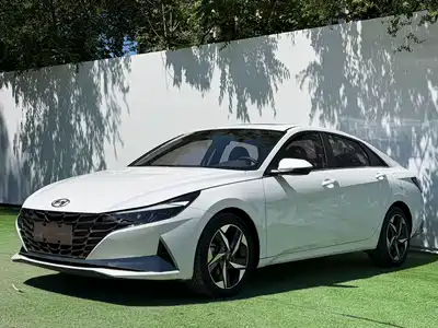 Hyundai Elantra 2023