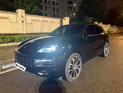 Porsche Cayenne 2023