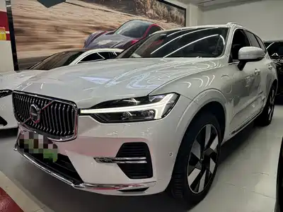 Volvo XC60 Plug-in Hybrid 2024