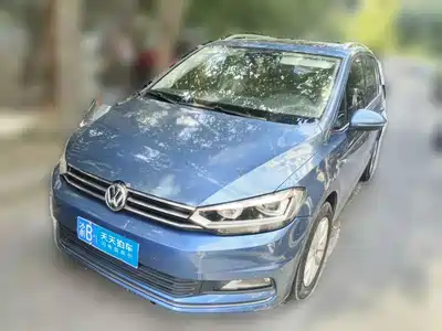 Volkswagen Touran 2016