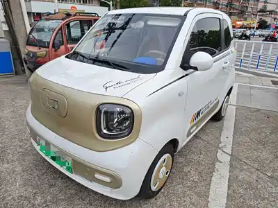 Besturn Pony 2025
