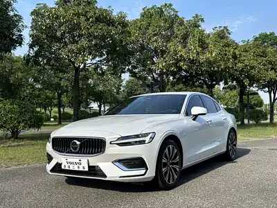 Volvo S60 2023