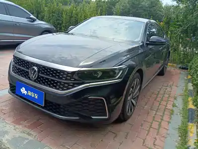 Volkswagen Passat 2022