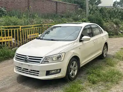Volkswagen Santana 2014