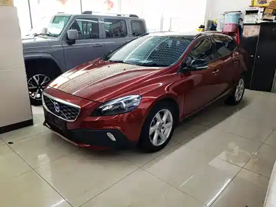 Volvo V40 2014
