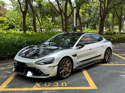 Xiaomi Auto SU7 Ultra 2025