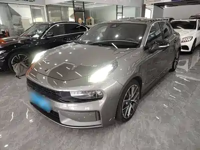 Lynk & Co 03 2022