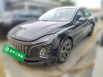 Hongqi E-QM5 2023