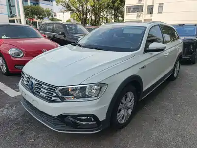 Volkswagen C-TREK 2018