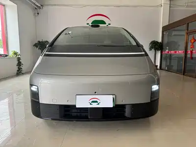 Li Auto MEGA 2025