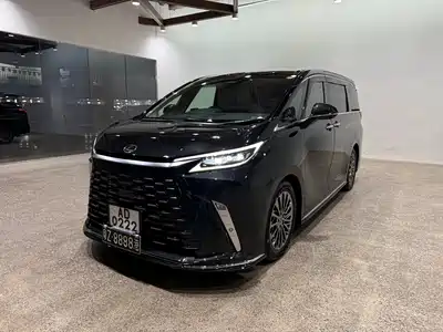 Lexus LM 2026