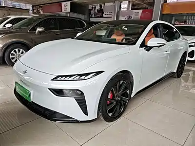 Dongfeng Yipai eπ007 2024