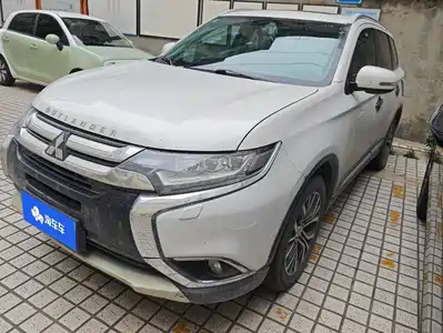 Mitsubishi Outlander 2017