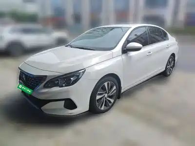Peugeot 408 2021