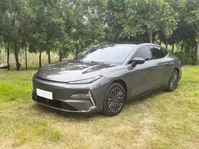Geely Galaxy Xingyao 8 2025
