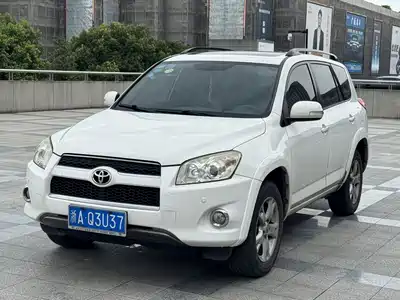 Toyota RAV4 Rongfang 2011