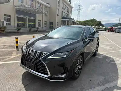 Lexus RX 2021