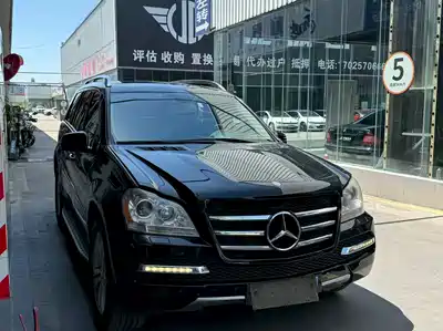 Mercedes-Benz GL-Class 2011