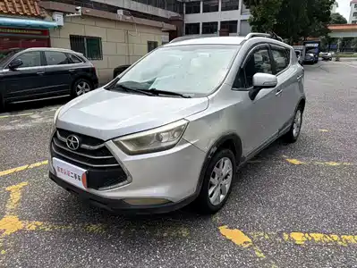 JAC Motors Refine S3 2014
