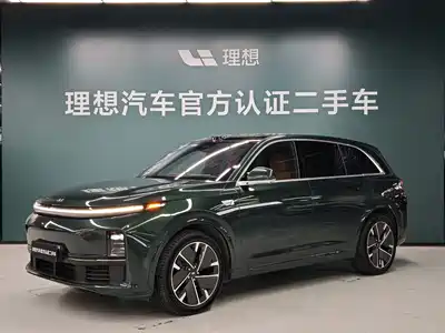 Li Auto L7 2025